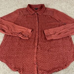 Torrid Button Down Shirt Size 2X Cheetah Print Dusty Orange Lightweight T518